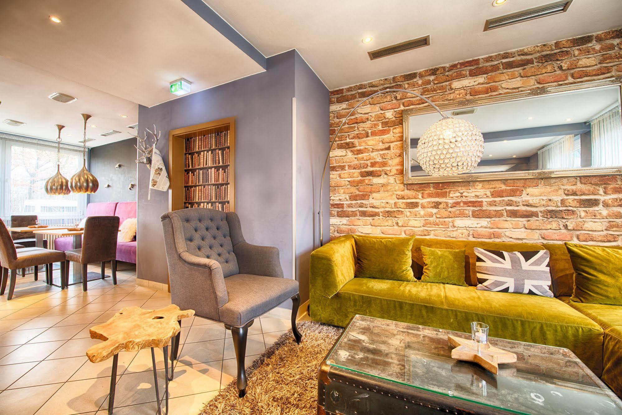 Enjoy Hostel Berlin City West Esterno foto