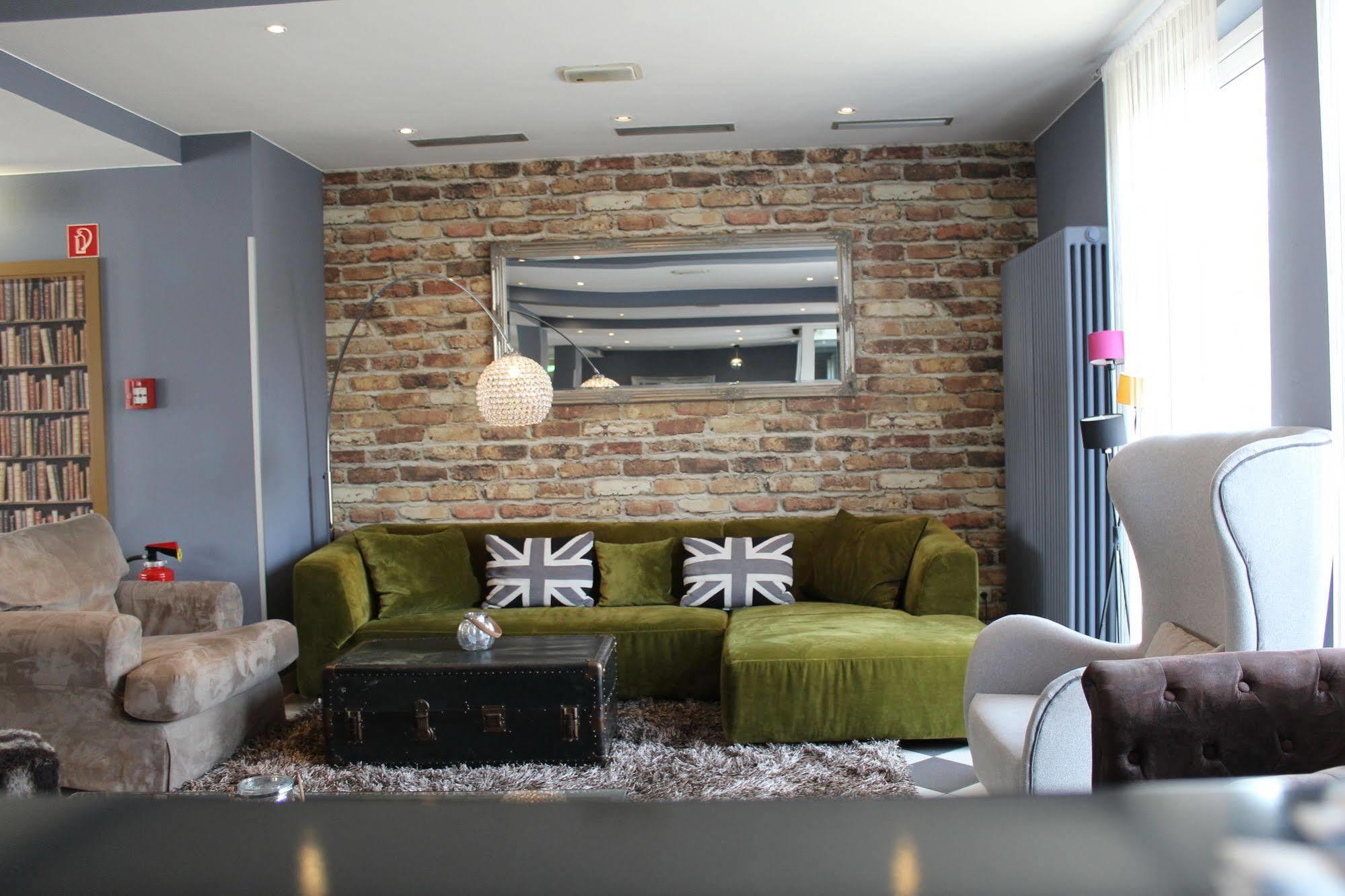 Enjoy Hostel Berlin City West Esterno foto